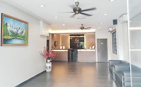 Golden Court Hotel - Tun Abdul Razak